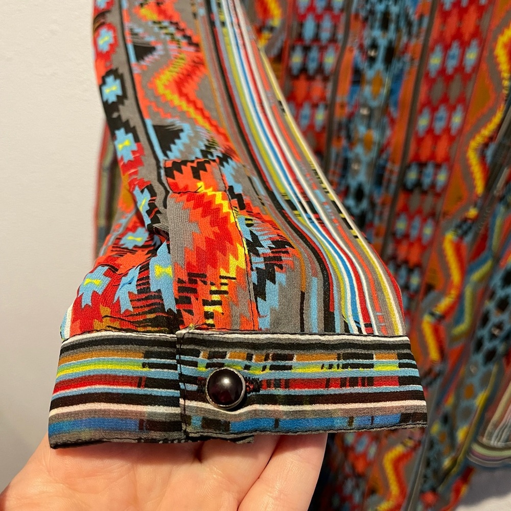 Sheer Aztec Print Top - Picture 9 of 10